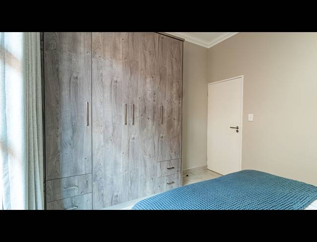 3 BEDROOM SIMPLEX FOR SALE IN SILVER LAKES